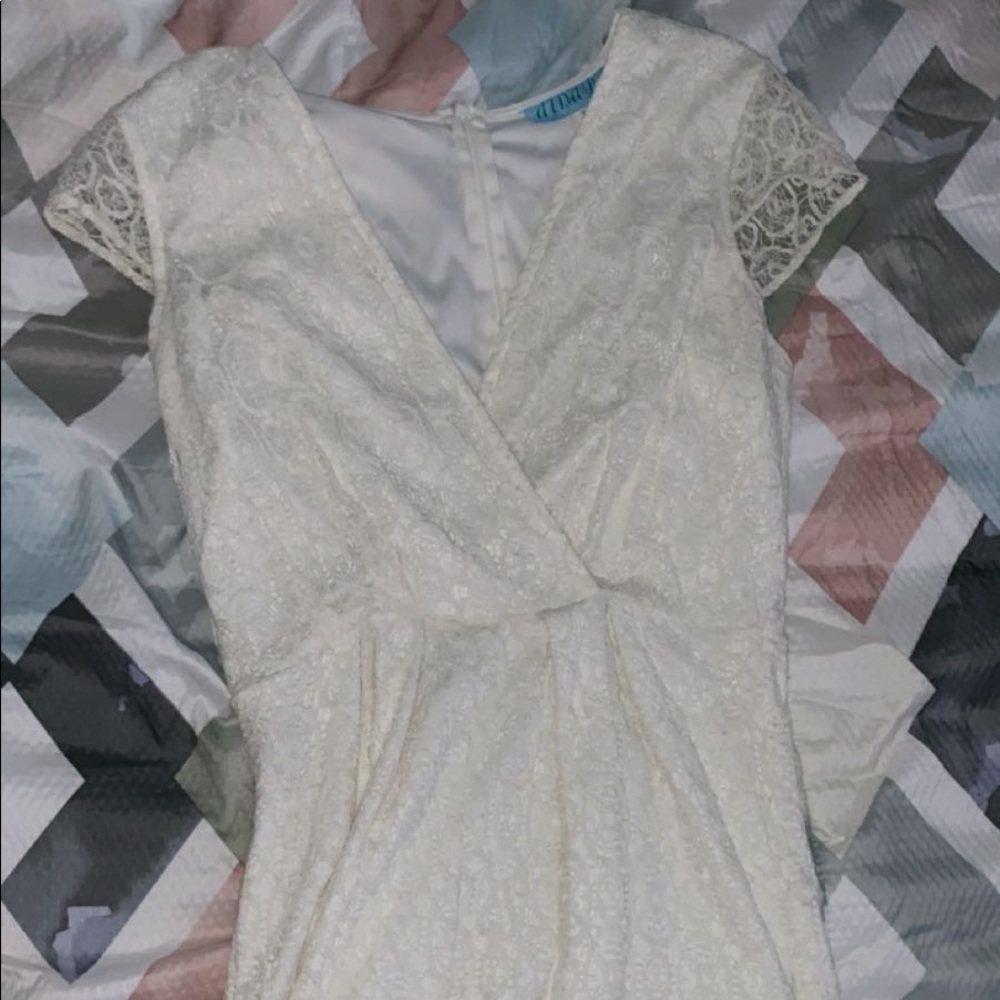 Black and white laced rompers
